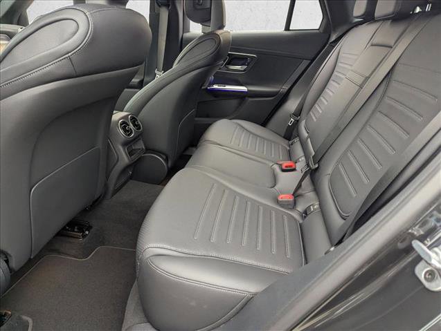 Used 2026 Mercedes-Benz GLC 300 4MATIC image 14