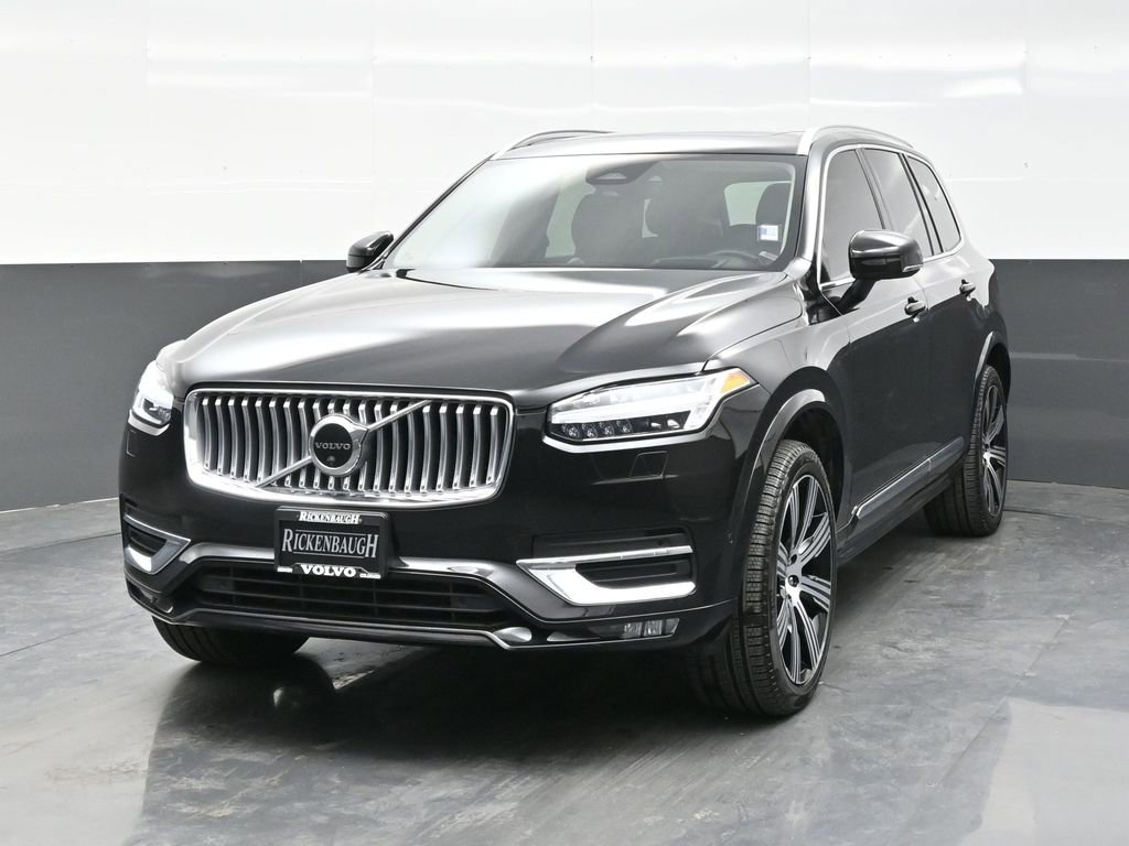 Used 2023 Volvo XC90 B6 Ultimate w/ Lounge Package image 2