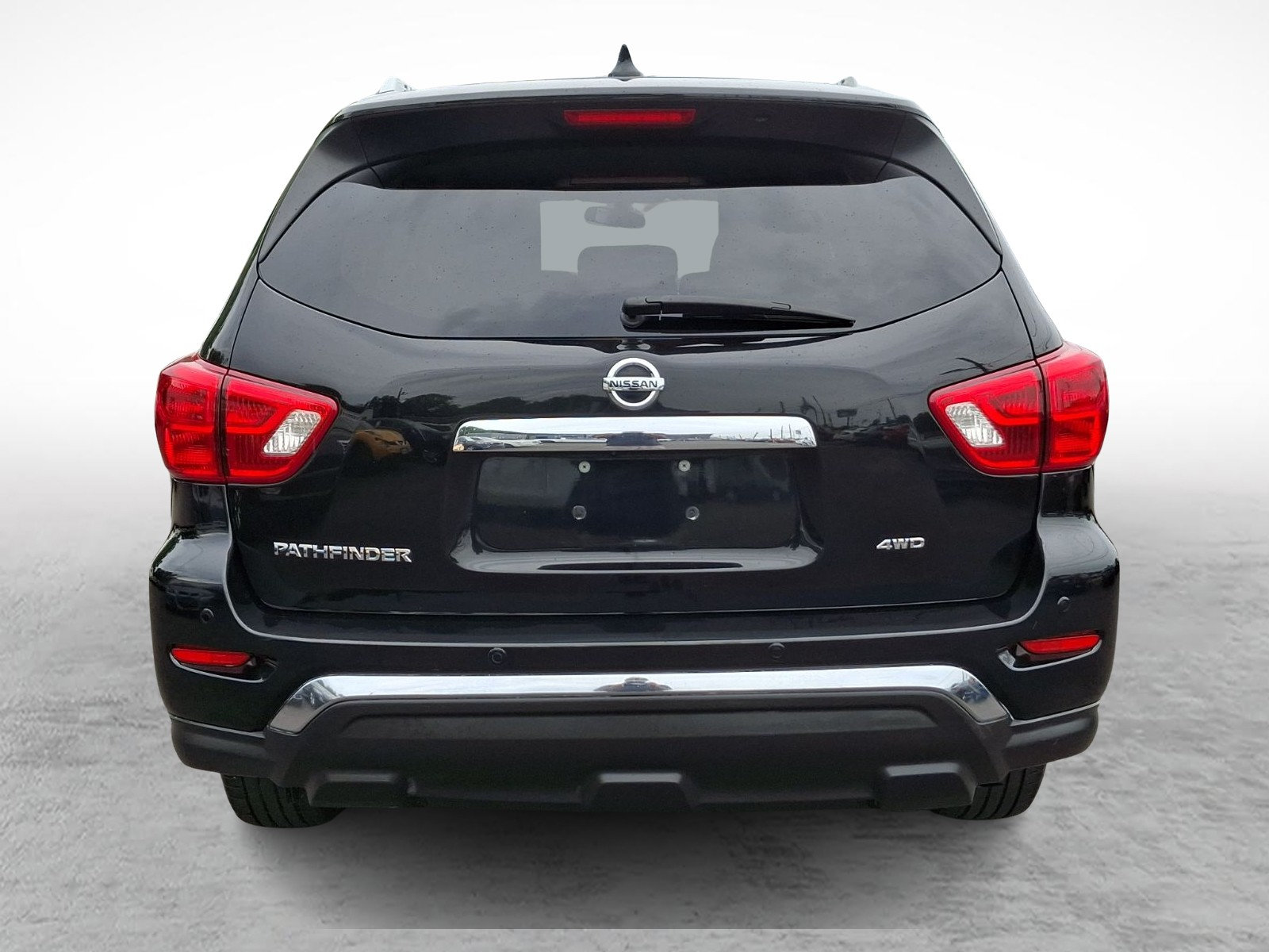 Used 2019 Nissan Pathfinder S AWD/4WD image 5