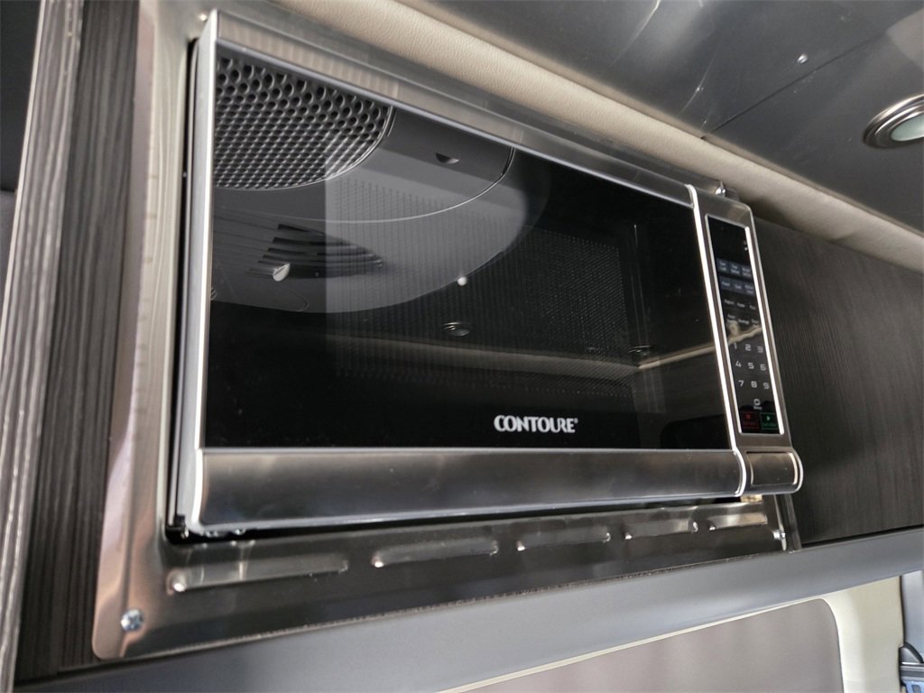 Used 2021 Mercedes-Benz Sprinter 144 Cargo image 23