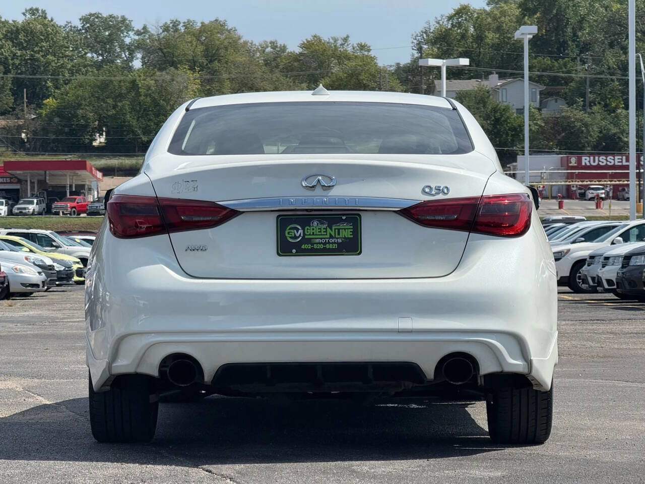 Used 2018 INFINITI Q50 Luxe w/ Essential Package (3.0T Luxe) image 3