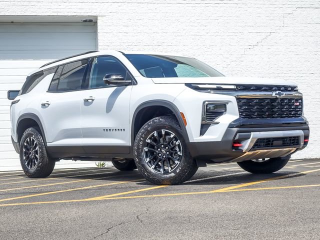 New 2026 Chevrolet Traverse Z71 w/ Driver Confidence Package AWD/4WD image 2