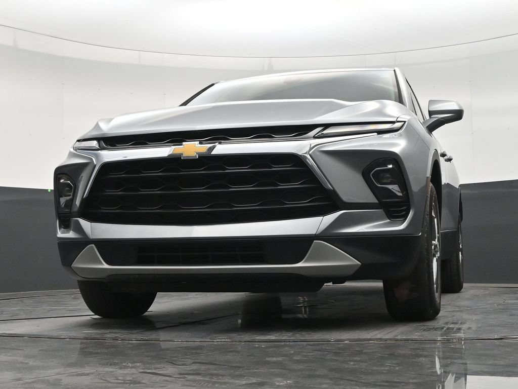 Used 2024 Chevrolet Blazer LT FWD image 26