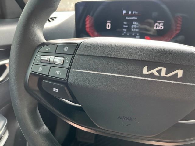 Used 2025 Kia K4 FWD image 76