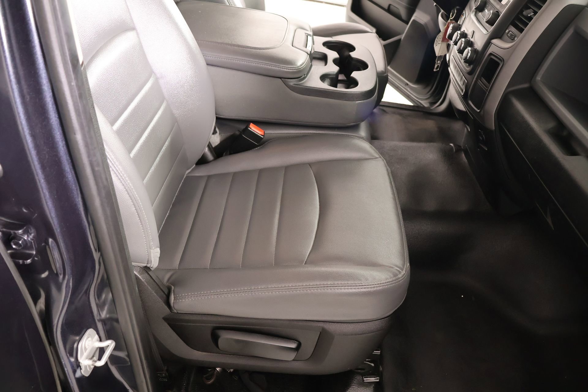 Used 2019 RAM 1500 Tradesman RWD image 12
