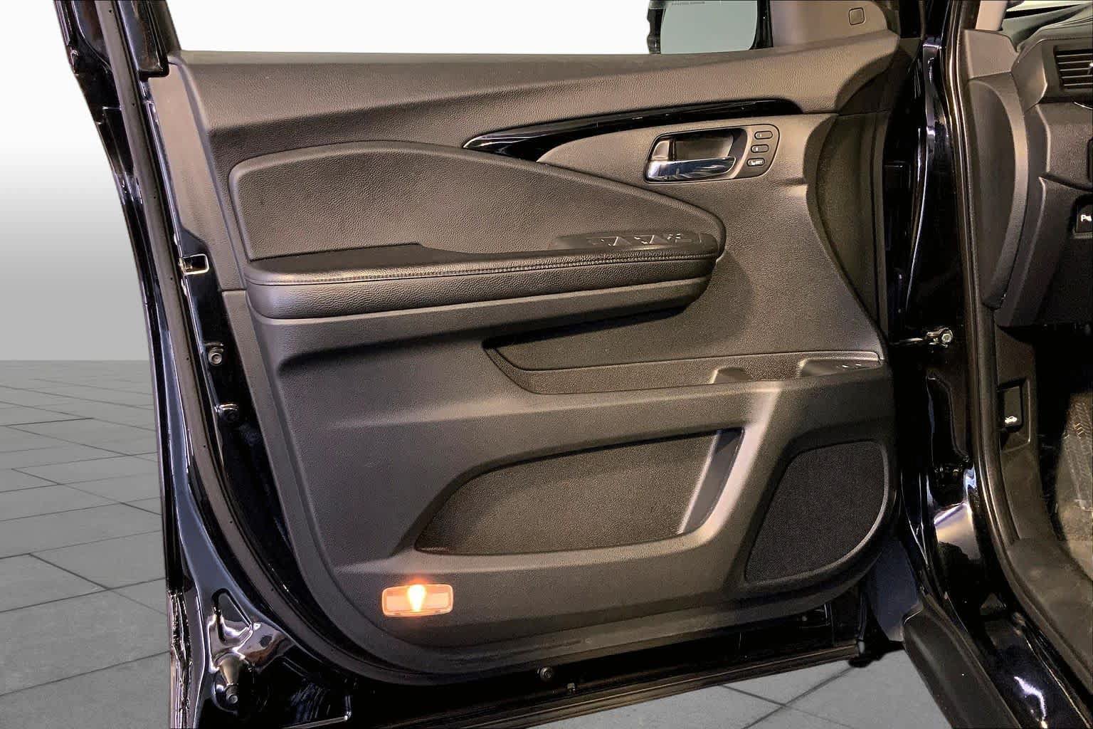 Used 2019 Honda Pilot Touring image 22