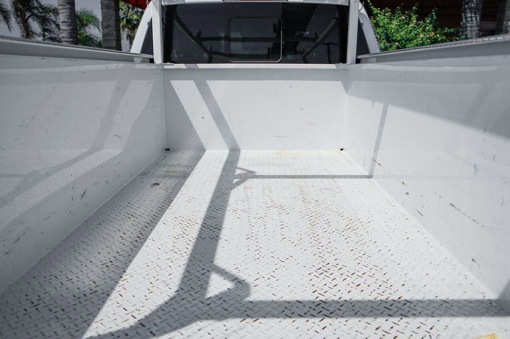 Used 2024 Ford F250 XL w/ XL Chrome Package image 7