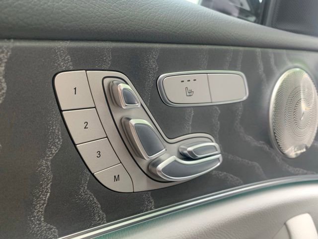 Used 2022 Mercedes-Benz E 350 4MATIC Sedan image 13