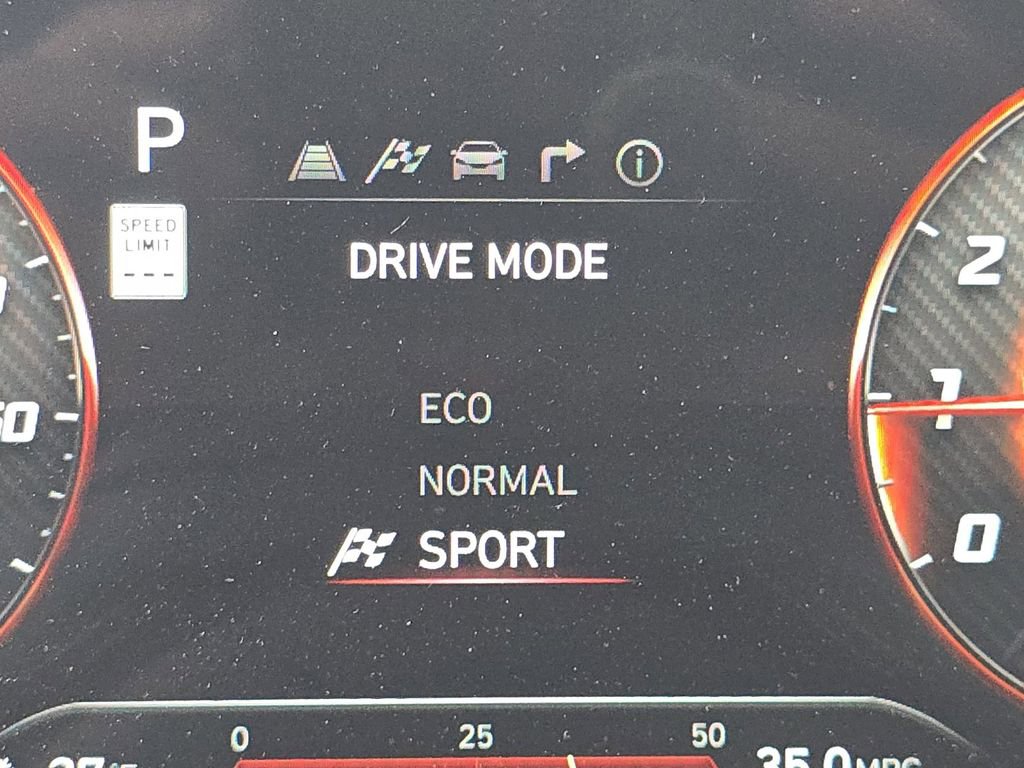 Used 2024 Hyundai Elantra N image 31