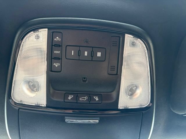 Used 2021 Dodge Durango R/T w/ Technology Group AWD/4WD image 30