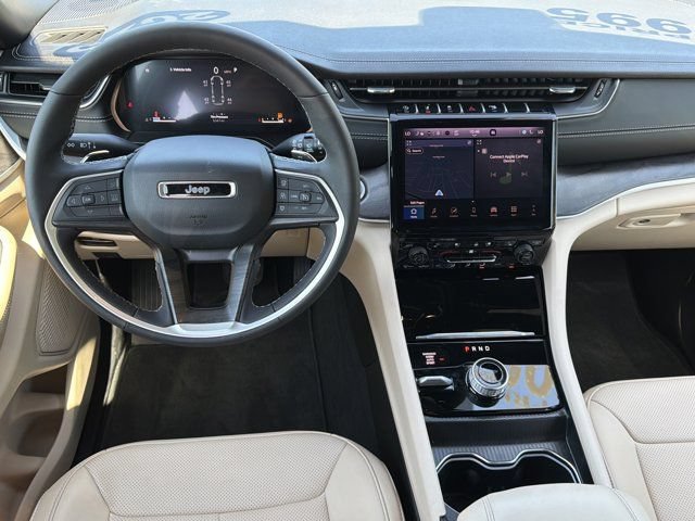 Certified 2025 Jeep Grand Cherokee L Limited w/ Luxury Tech Group II AWD/4WD image 26