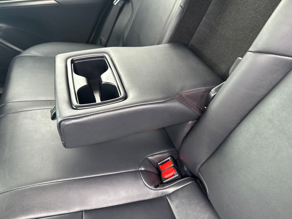 Used 2024 Toyota Venza XLE AWD/4WD image 36