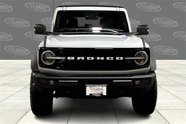 Used 2022 Ford Bronco Wildtrak image 2