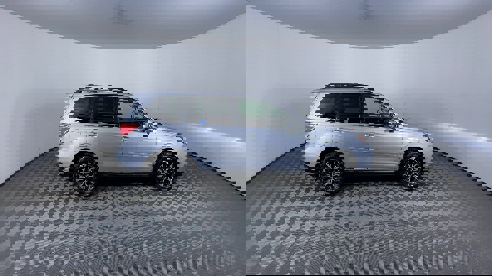 Used 2018 Subaru Forester 2.0XT Touring image 9