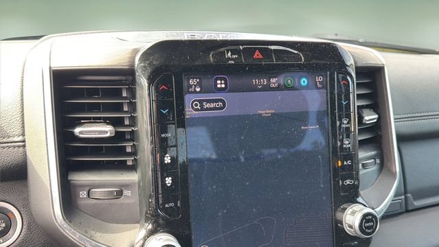 Used 2025 RAM 1500 Laramie AWD/4WD image 30