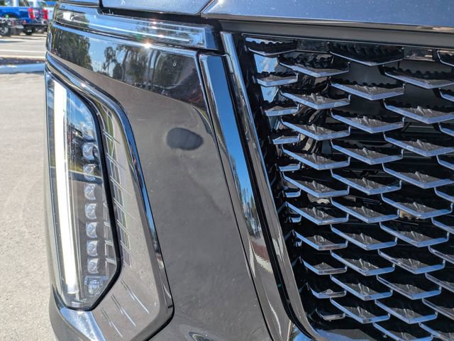 Used 2025 Cadillac Escalade ESV Sport w/ Touring Package AWD/4WD image 10