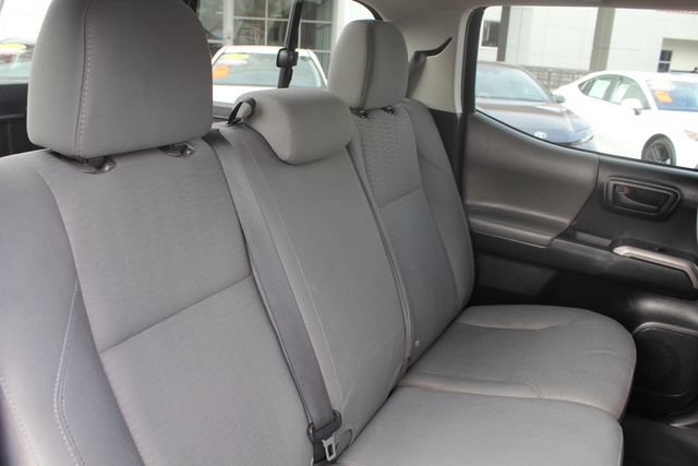 Used 2016 Toyota Tacoma SR5 w/ SR5 Appearance Package (SN) RWD image 34