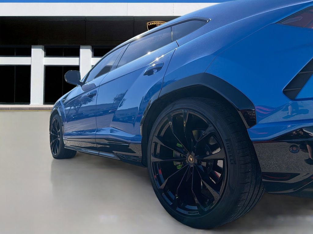 Used 2022 Lamborghini Urus image 49