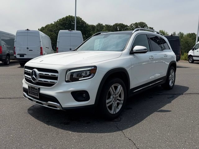 Used 2022 Mercedes-Benz GLB 250 4MATIC image 3
