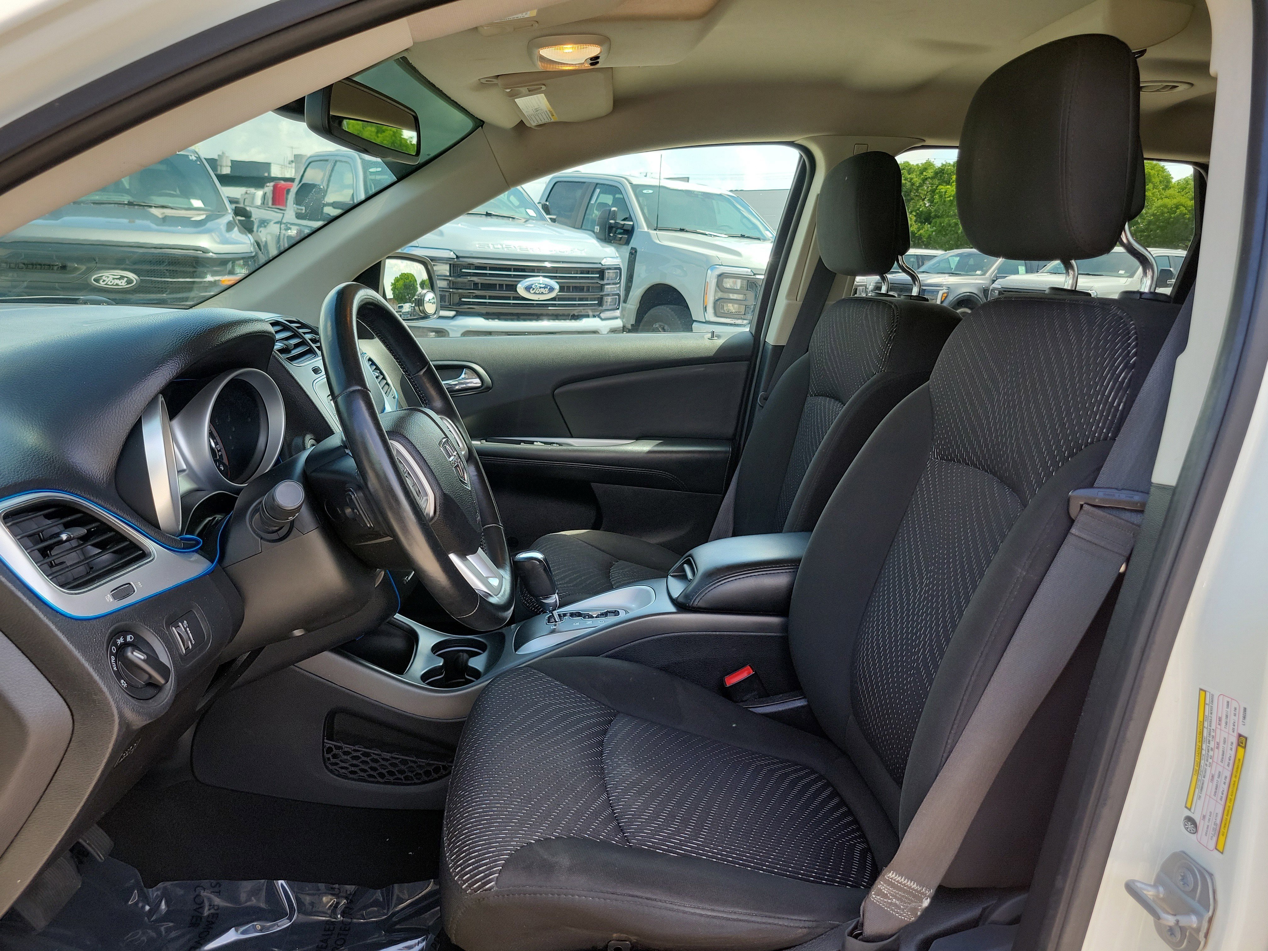 Used 2020 Dodge Journey SE w/ SE Popular Equipment Group FWD image 15
