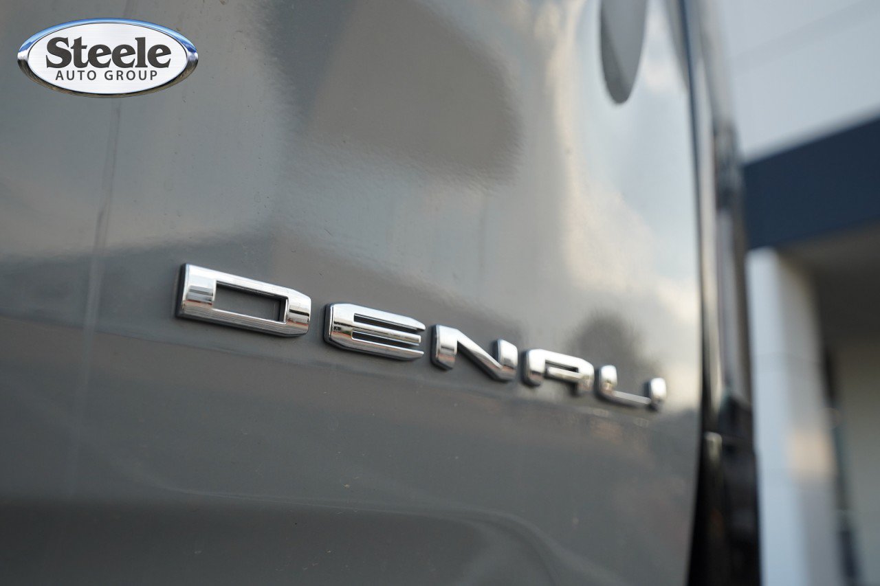 Used 2025 GMC Sierra EV Denali AWD/4WD image 22