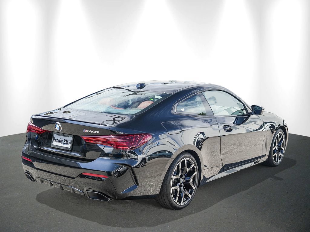 Used 2026 BMW M440i Coupe RWD image 6