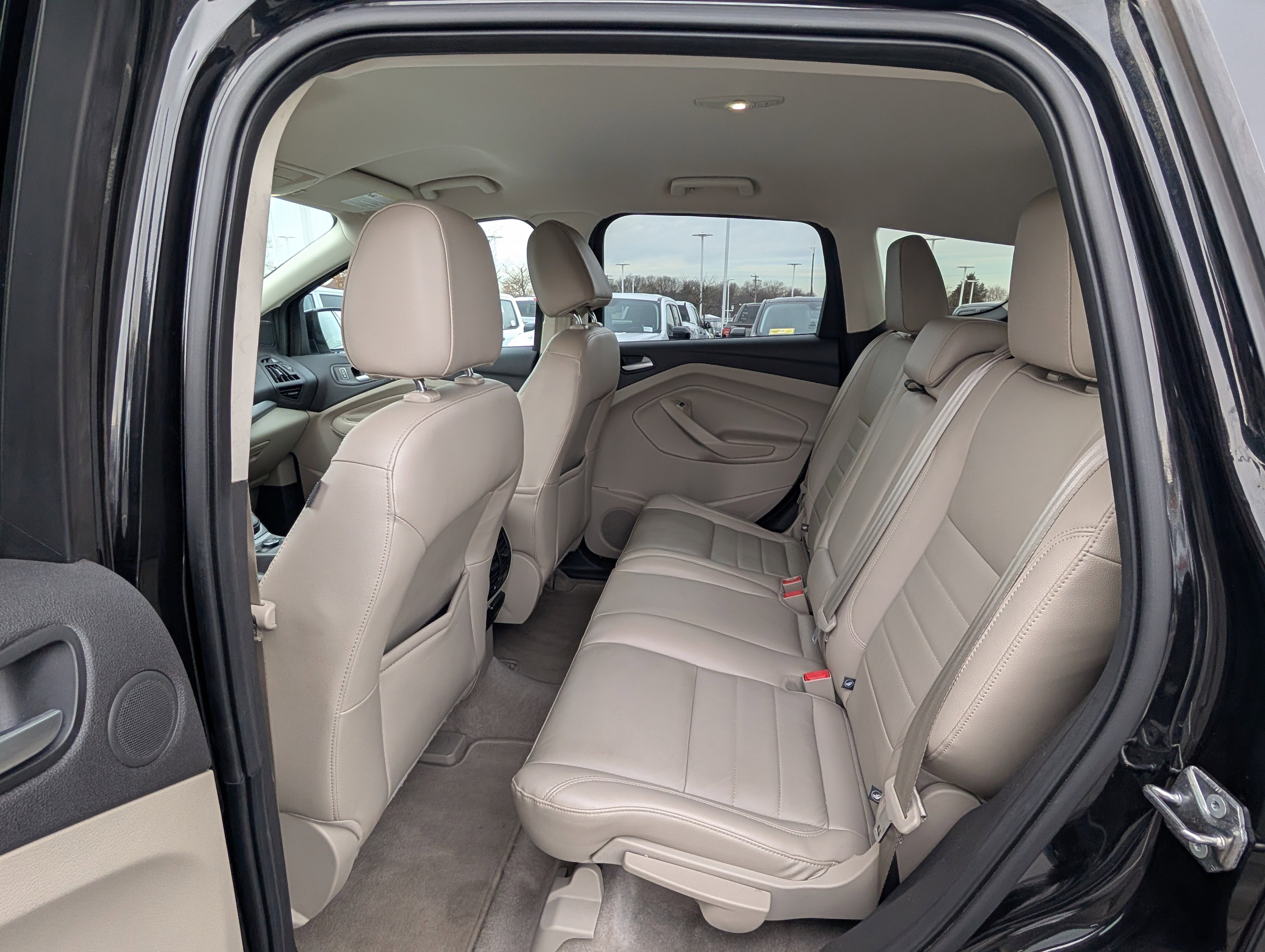 Used 2015 Ford Escape SE w/ Equipment Group 201A image 14