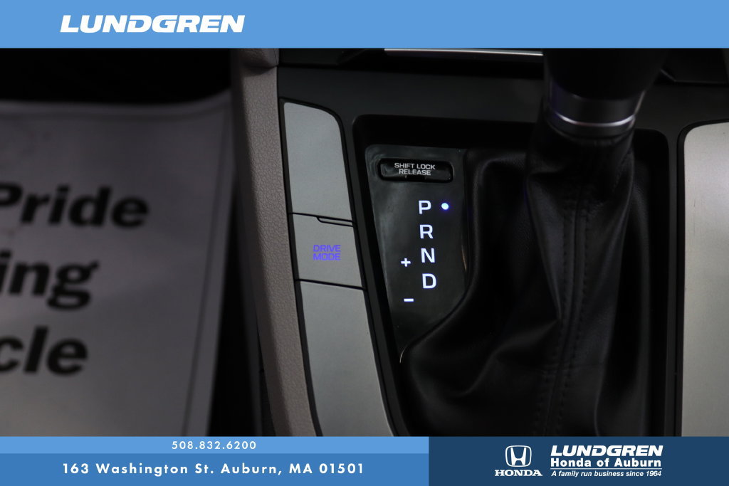 Used 2018 Hyundai Elantra SEL FWD image 25
