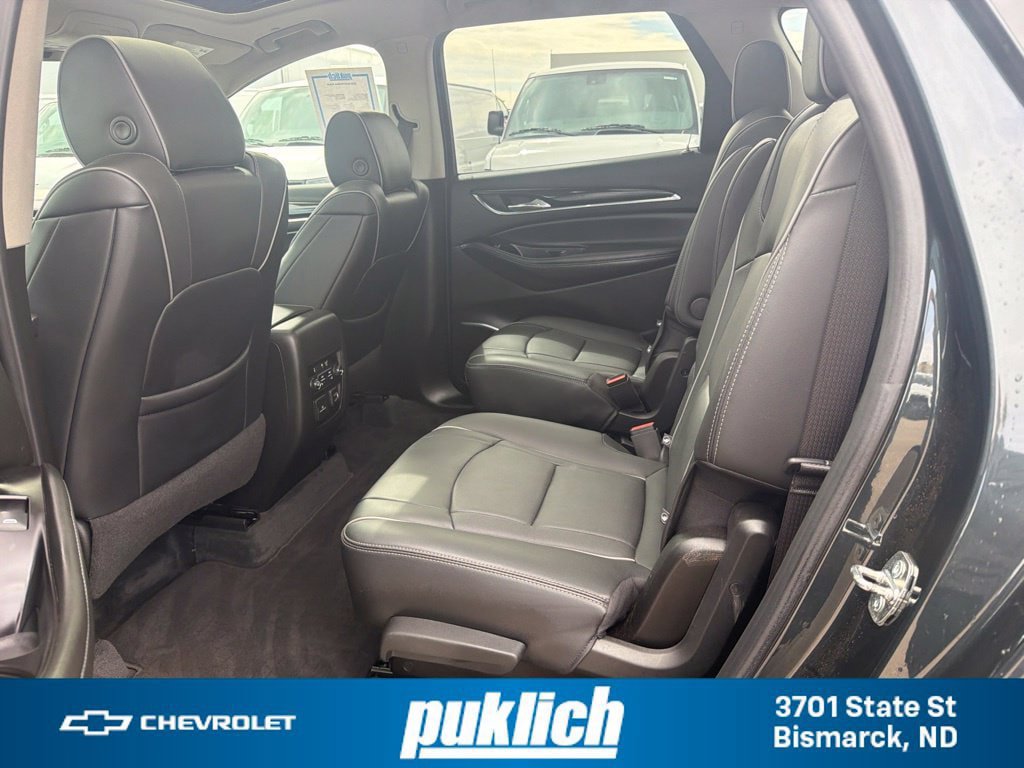 Certified 2020 Buick Enclave Avenir w/ Avenir Technology Package AWD/4WD image 39