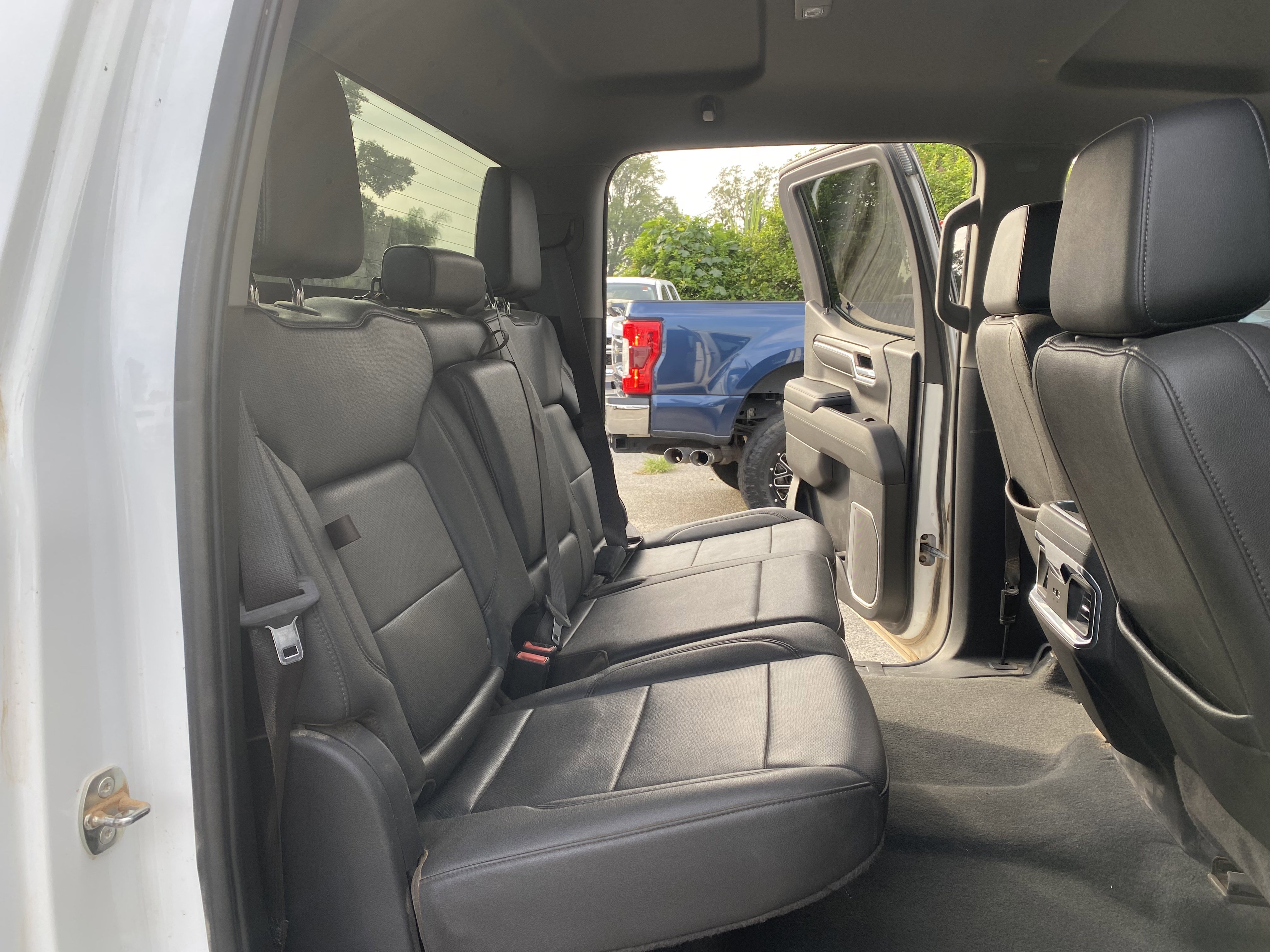 Used 2022 GMC Sierra 1500 SLT w/ SLT Convenience Package image 21