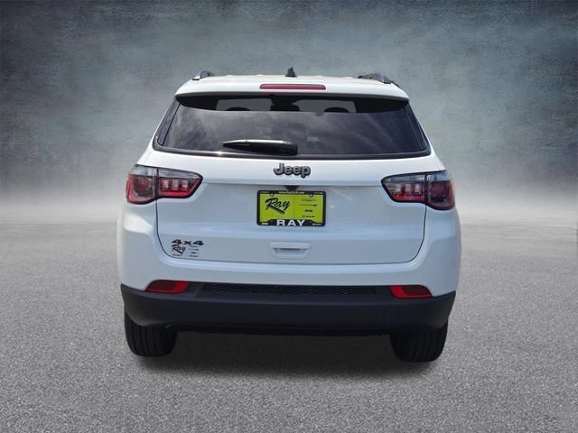 New 2026 Jeep Compass Latitude AWD/4WD image 17