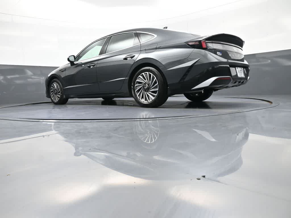 Used 2026 Hyundai Sonata SEL FWD image 32