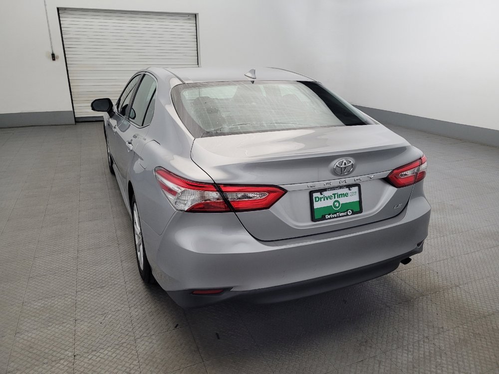 Used 2019 Toyota Camry LE image 6