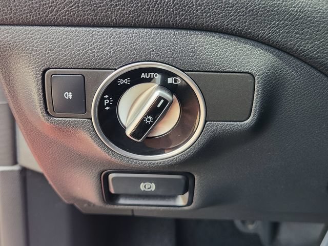 Used 2019 Mercedes-Benz CLA 250 4MATIC image 19