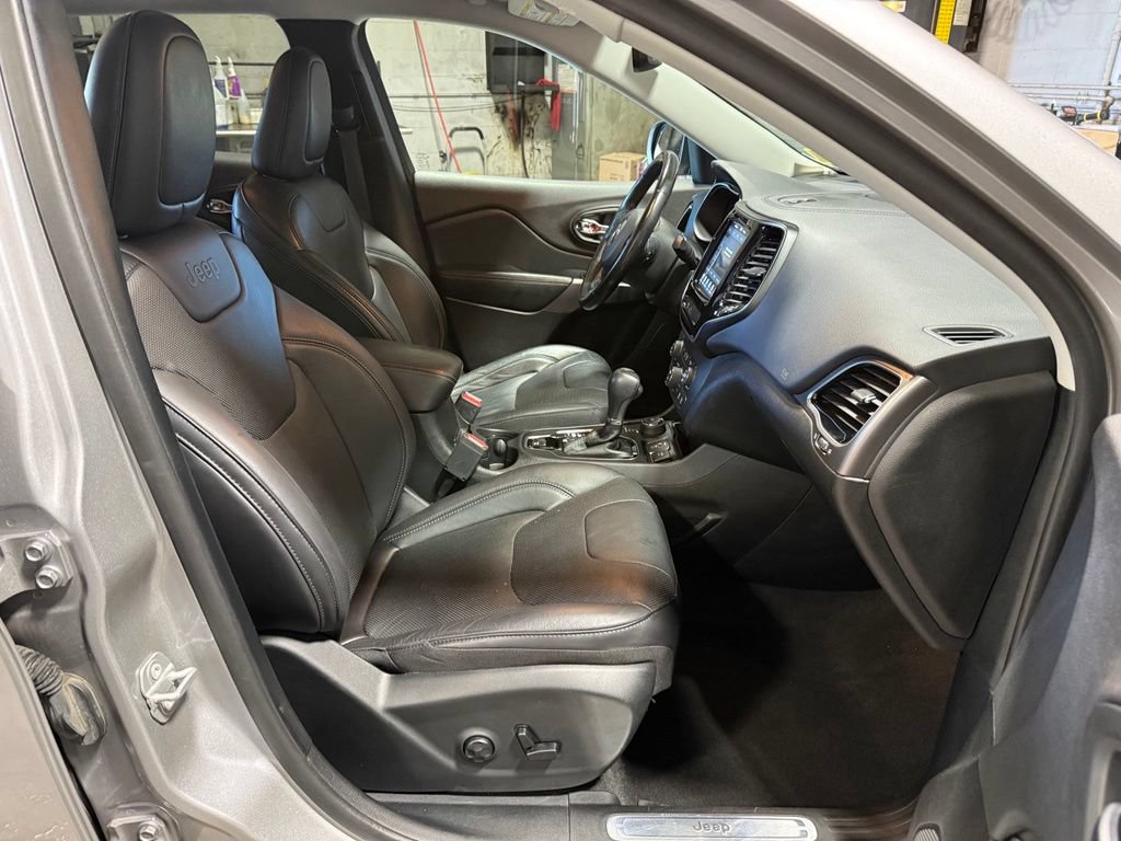 Certified 2020 Jeep Cherokee Limited AWD/4WD image 27