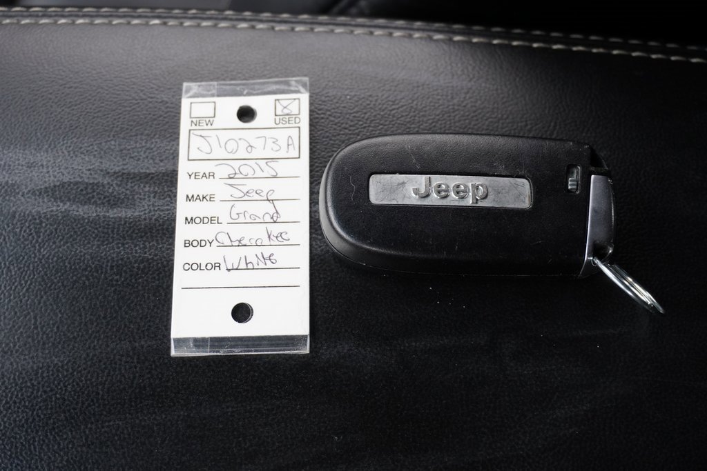 Used 2015 Jeep Grand Cherokee Limited image 38