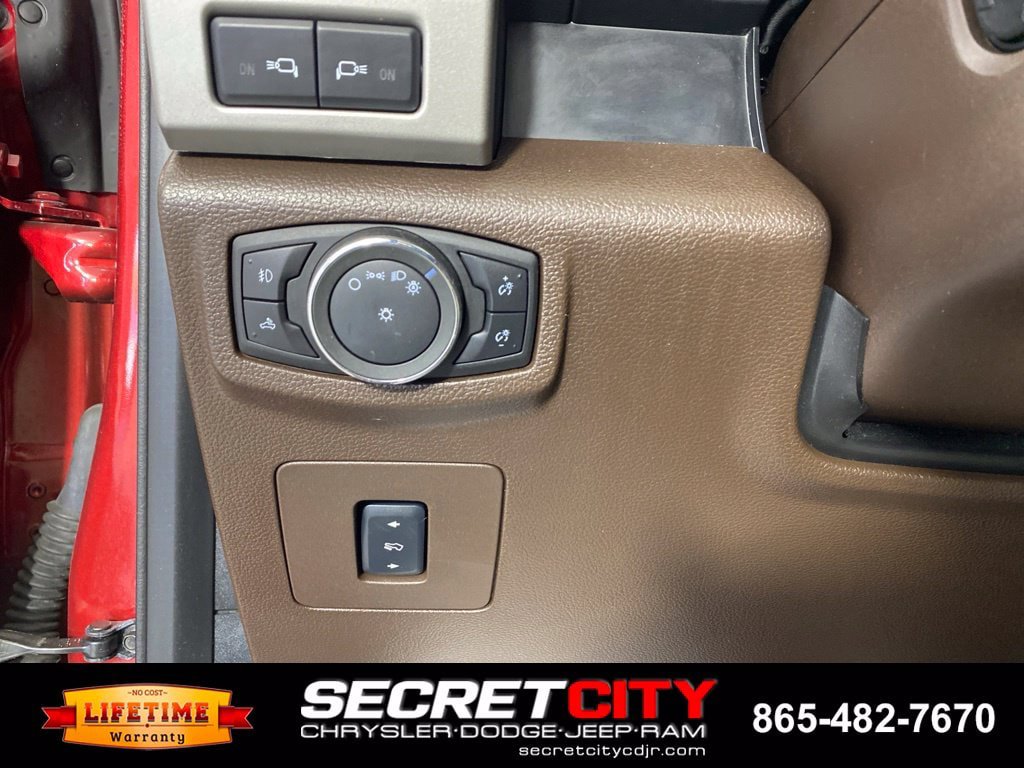 Used 2016 Ford F150 King Ranch w/ Equipment Group 601A Luxury AWD/4WD image 13