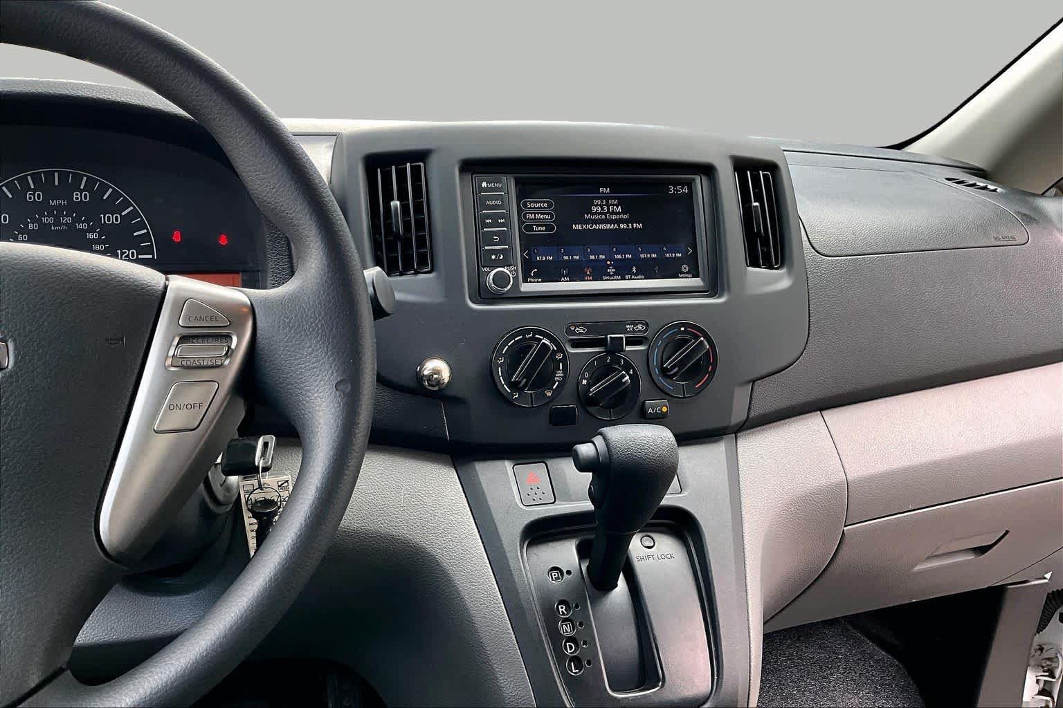 Used 2021 Nissan NV200 S FWD image 7