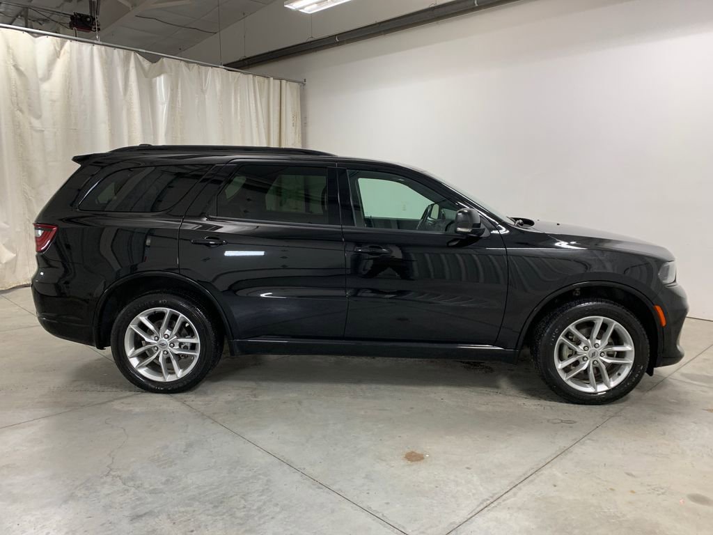 Used 2024 Dodge Durango GT image 11