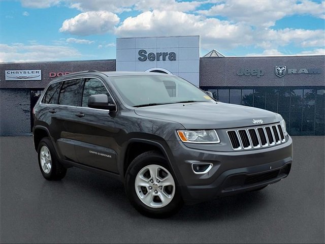 Used 2015 Jeep Grand Cherokee Laredo w/ Quick Order Package 23E