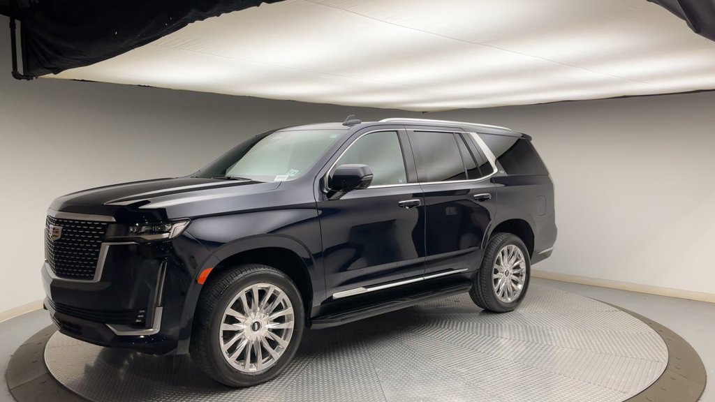 Used 2023 Cadillac Escalade Premium Luxury AWD/4WD image 6