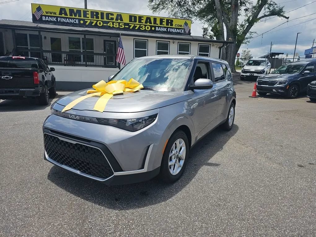 Used 2025 Kia Soul LX w/ LX Technology Package