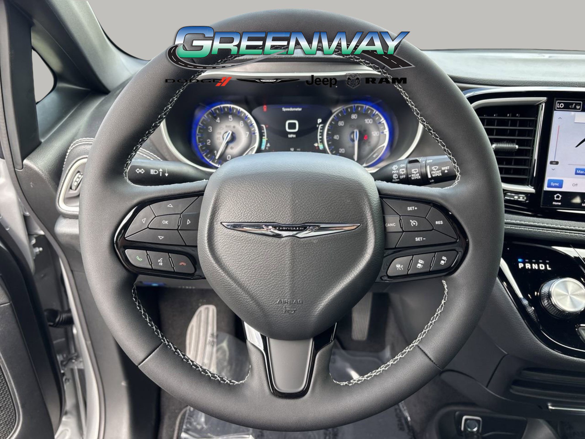 New 2026 Chrysler Pacifica Select w/ S Appearance Package image 29