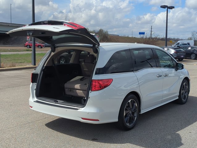 Used 2023 Honda Odyssey Elite image 8
