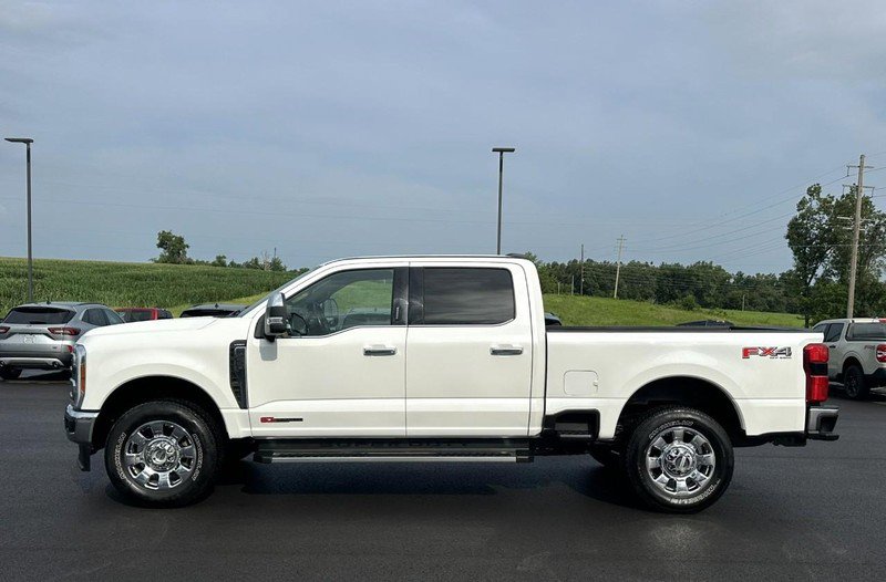 Used 2023 Ford F250 Lariat w/ Chrome Package image 5