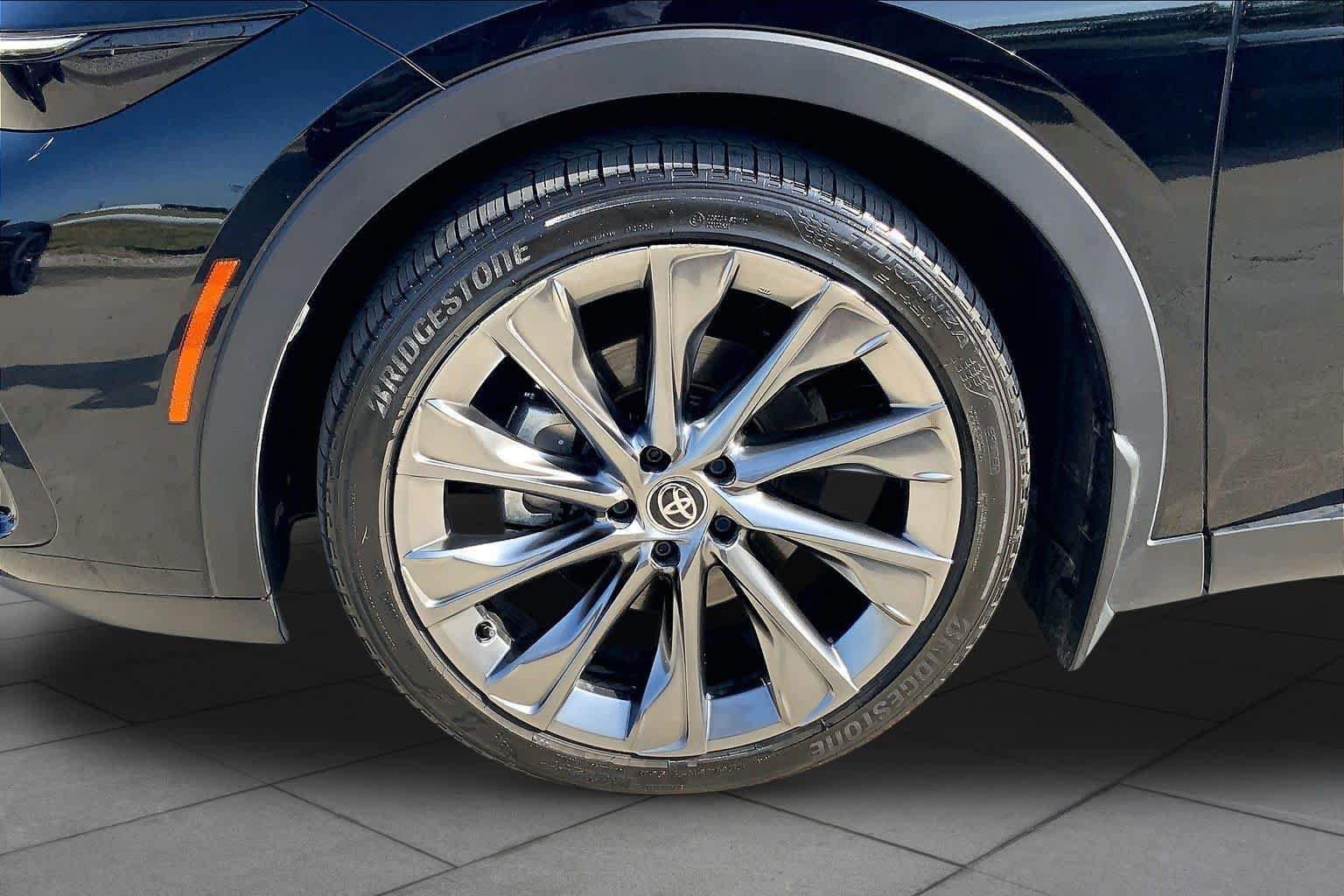Used 2025 Toyota Crown w/ Advanced Technology Package AWD/4WD image 11