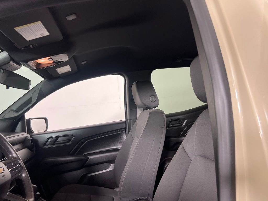 Used 2024 Chevrolet Colorado W/T image 23