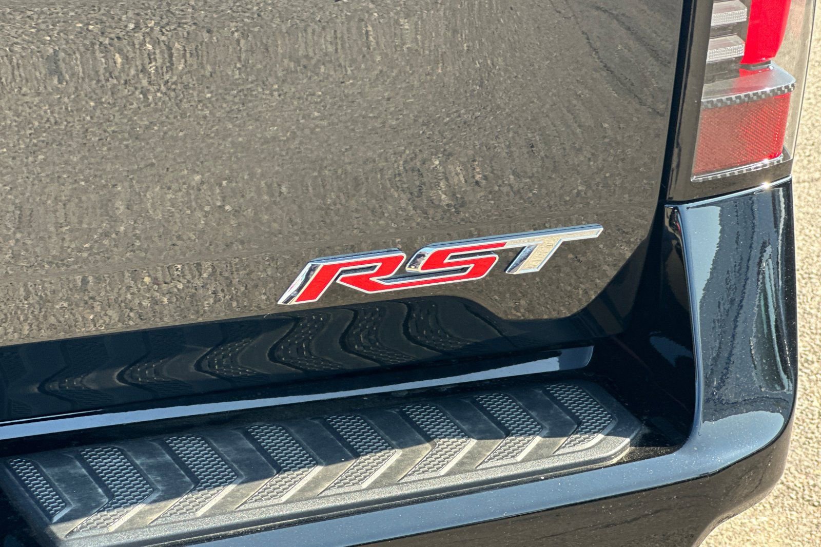 New 2024 Chevrolet Silverado EV RST image 20
