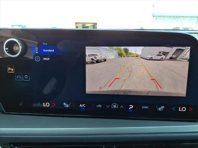 New 2026 Chevrolet Traverse LT w/ LPO, Floor Liner Package image 26