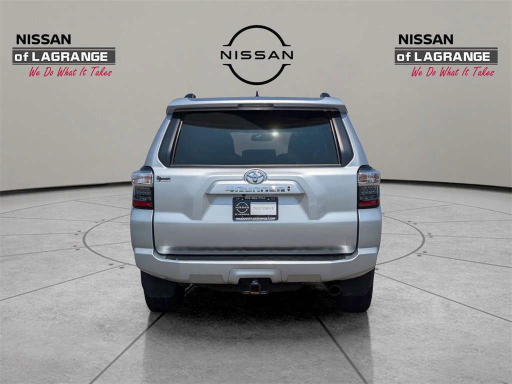 Used 2022 Toyota 4Runner SR5 Premium w/ Moonroof Package image 9